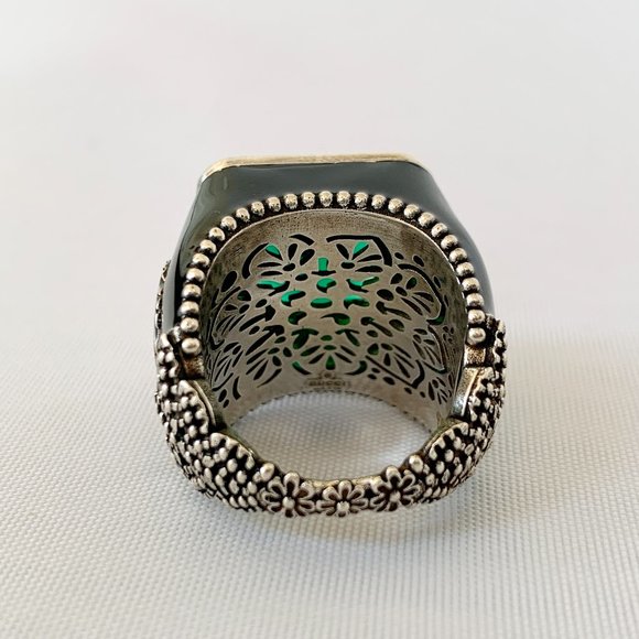 Gucci GG Crystal-embellished Signet Ring in Green - Picture 8 of 10